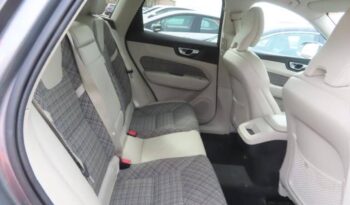 Volvo XC60 2.0 D4 AWD   Auto Momentum lleno