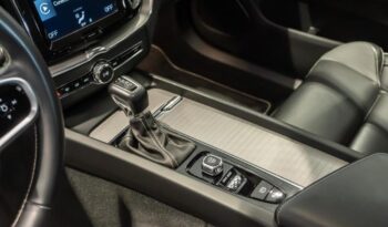 Volvo XC60 2.0 D4 R DESIGN AUTO lleno