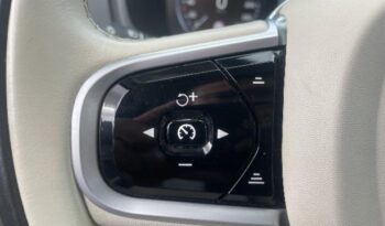 Volvo XC90 2.0 D5 MOMENTUM C 4WD AUTO 5P 7 Plazas lleno