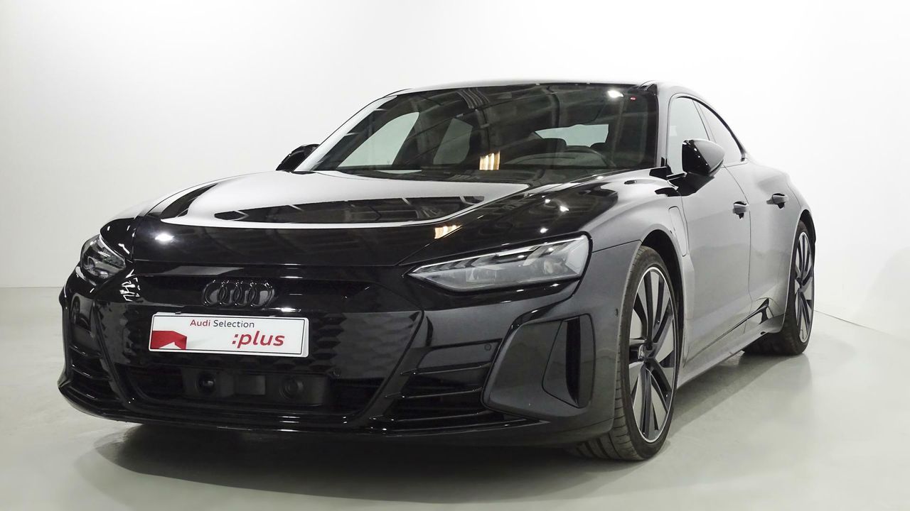 Audi e-tron 60 quattro 350 kW (476 CV)