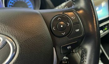 Toyota Auris 115D Touring Sports Advance 82 kW (112 CV) lleno