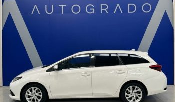 Toyota Auris 115D Touring Sports Advance 82 kW (112 CV) lleno