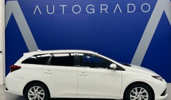 Toyota Auris 115D Touring Sports Advance 82 kW (112 CV) lleno