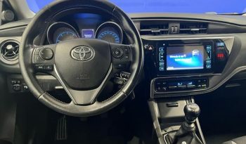 Toyota Auris 115D Touring Sports Advance 82 kW (112 CV) lleno
