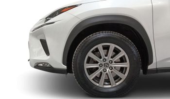 Lexus NX 2.5 300h Business Navigation 2WD lleno