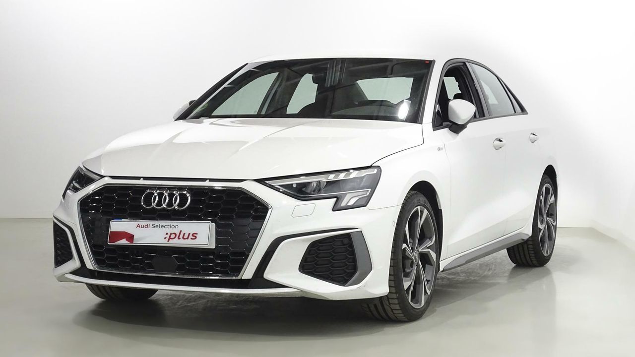 Audi A3  Sedan S line 30 TDI 85 kW (116 CV)