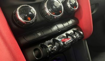 MINI 5 Puertas Cooper D 85 kW (116 CV) lleno