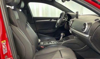 Audi A3 Sportback Black line 35 TFSI 110 kW (150 CV) S tronic lleno
