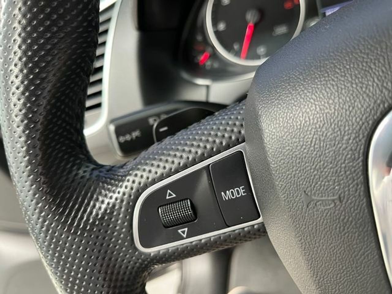 Audi Q5 3.0 TDI DPF quattro 176 kW (240 CV) S tronic lleno