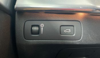 Volvo XC-90 todoterreno 2.0 T5 MOMENTUM 4WD AUTO 5P 7 Plazas lleno
