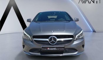 Mercedes CLA 180 Shooting Brake lleno