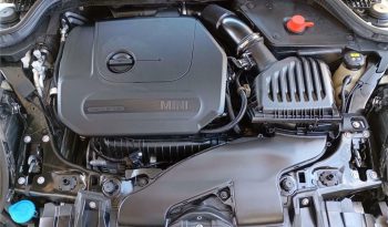 MINI Cooper ONE lleno
