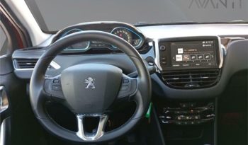 Peugeot 2008 Allure 1.2 PureTech 96KW (130CV) S&S lleno
