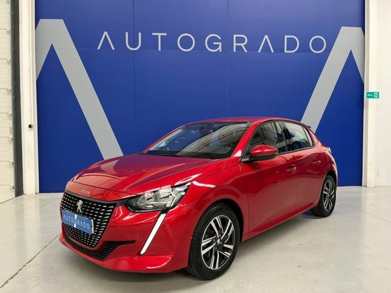 Peugeot 208 PureTech 100 Allure EAT8 75 kW (100 CV)