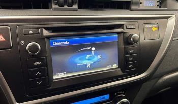 Toyota Auris 130 Active 97 kW (132 CV) lleno