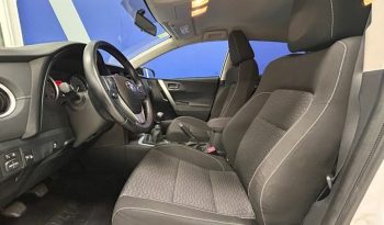 Toyota Auris 130 Active 97 kW (132 CV) lleno