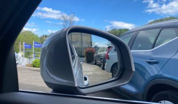 Volvo XC40 RECHARGE CORE T4 PLIG-IN HYBRID lleno