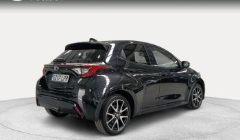 Toyota Yaris 1.5 120H Style lleno