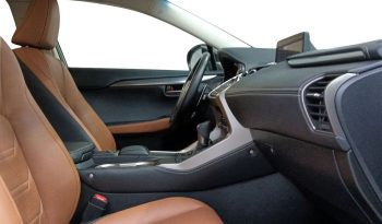 Lexus NX 2.5 300h Executive Kick Power+Navig lleno