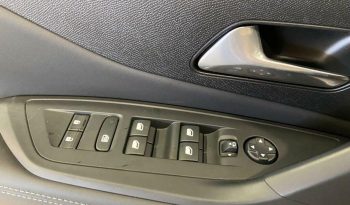 Peugeot 308 1.2 PURETECH 130 EAT8 ALLURE PACK GPS LL17 RADAR AV AR+CAM KEYLESS lleno