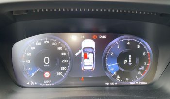 Volvo XC40 todoterreno 2.0 T4 AUTO 5P lleno