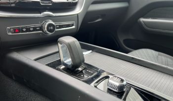 Volvo XC60 todoterreno 2.0 B4 D MOMENTUM PRO AUTO 5P lleno