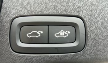 Volvo XC60 todoterreno 2.0 B4 D MOMENTUM PRO AUTO 5P lleno
