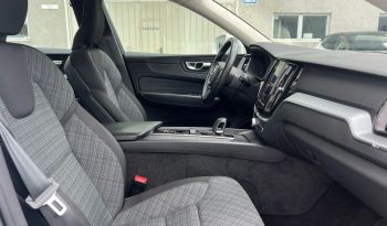 Volvo XC60 todoterreno 2.0 B4 D MOMENTUM PRO AUTO 5P lleno