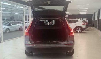 Volvo XC60 todoterreno 2.0 D4 MOMENTUM PRO AUTO 5P lleno