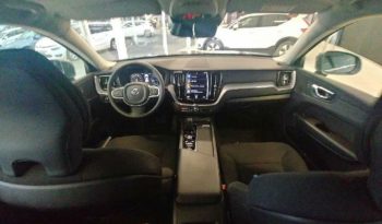 Volvo XC60 todoterreno 2.0 D4 MOMENTUM PRO AUTO 5P lleno