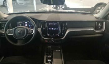 Volvo XC60 todoterreno 2.0 D4 MOMENTUM PRO AUTO 5P lleno