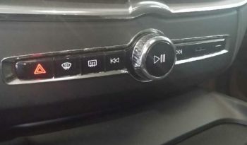 Volvo XC60 todoterreno 2.0 D4 MOMENTUM PRO AUTO 5P lleno