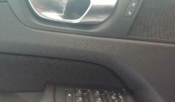 Volvo XC60 todoterreno 2.0 D4 MOMENTUM PRO AUTO 5P lleno