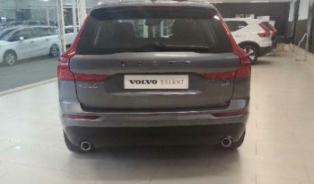 Volvo XC60 todoterreno 2.0 D4 MOMENTUM PRO AUTO 5P lleno
