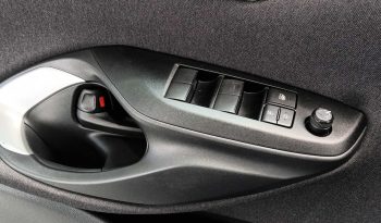 Toyota Yaris 1.5 120H Active Tech lleno