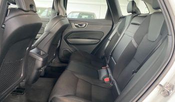 Volvo XC60 todoterreno 2.0 T5 MOMENTUM AUTO 4WD 5P lleno