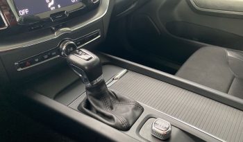 Volvo XC60 todoterreno 2.0 T5 MOMENTUM AUTO 4WD 5P lleno