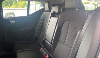 Volvo XC40 todoterreno 2.0 D3 MOMENTUM AUTO 5P lleno