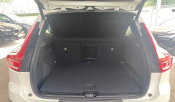 Volvo XC40 todoterreno 2.0 D3 MOMENTUM AUTO 5P lleno