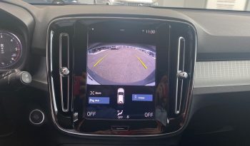 Volvo XC40 todoterreno 2.0 D3 MOMENTUM AUTO 5P lleno
