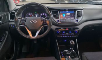 Hyundai Tucson todoterreno 1.6 GDI BLUEDRIVE ESSENCE 2WD 5P lleno