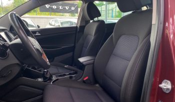 Hyundai Tucson todoterreno 1.6 GDI BLUEDRIVE ESSENCE 2WD 5P lleno
