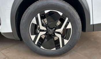 Peugeot 2008 1.2 PURETECH 100 ALLURE MIRROR LL17 RADAR AV AR lleno