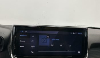 Peugeot 2008 1.2 PURETECH 100 ALLURE MIRROR LL17 RADAR AV AR lleno