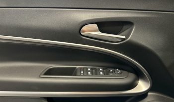 Jeep Avenger 1.2 MHEV 145 OVERLAND 4XE TECHO PORTON ELEC GPS LL17 RADAR AV AR+CAM lleno