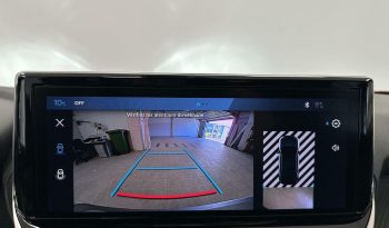Peugeot 2008 1.2 PURETECH 130 EAT8 ALLURE GPS LL17 RADAR AV AR+CAM KEYLESS lleno