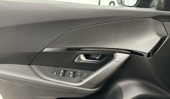 Peugeot 2008 1.2 PURETECH 130 EAT8 ALLURE GPS LL17 RADAR AV AR+CAM KEYLESS lleno