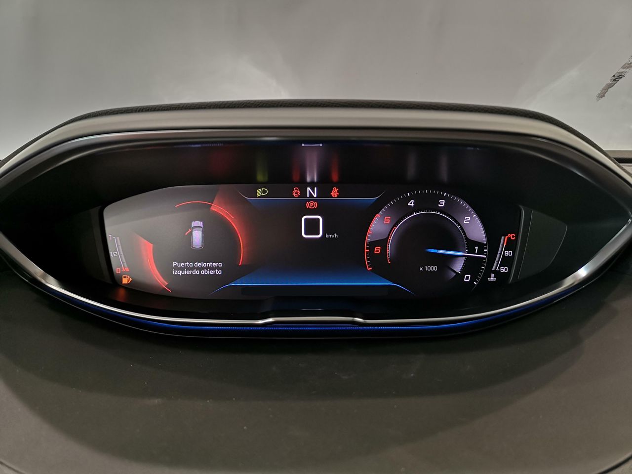 Peugeot 3008 1.2 PURETECH 130 ALLURE PACK GPS LL18 RADAR AR+CAM KEYLESS lleno