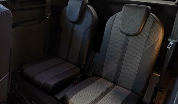 Peugeot 5008 1.2 MHEV 136 ALLURE PACK PORTON ELEC GPS LL18 RADAR AV AR+CAM KEYLESS lleno