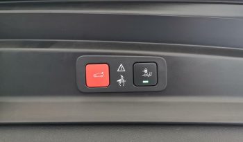 Peugeot 5008 1.2 MHEV 136 ALLURE PACK PORTON ELEC GPS LL18 RADAR AV AR+CAM KEYLESS lleno